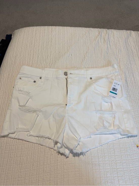 Aeropostale Pants - Aeropostale White VINTAGE HIGH RISE Shorts